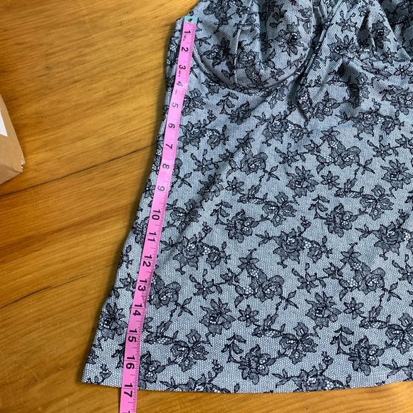 💍Halter Tankini Swimsuit Top - Picture 2 of 7